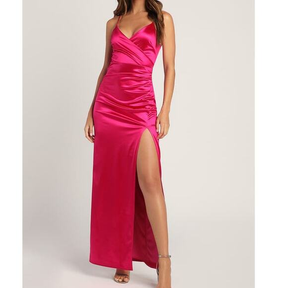 LULU'S sz S Magic Memories Magenta Satin Sleeveless Maxi Dress NEW B45 *flaw - Picture 1 of 12